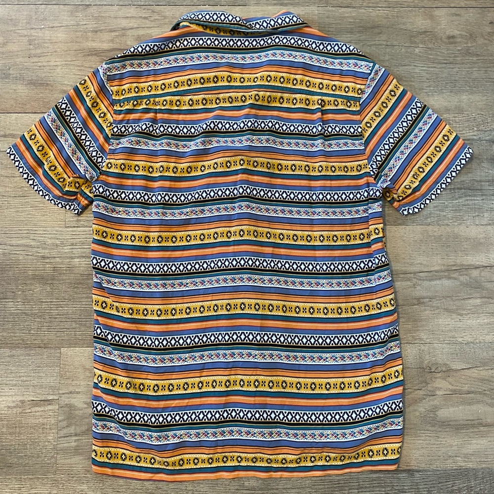 PacSun Men’s Aztec Patterned Short Sleeve Button Down Shirt